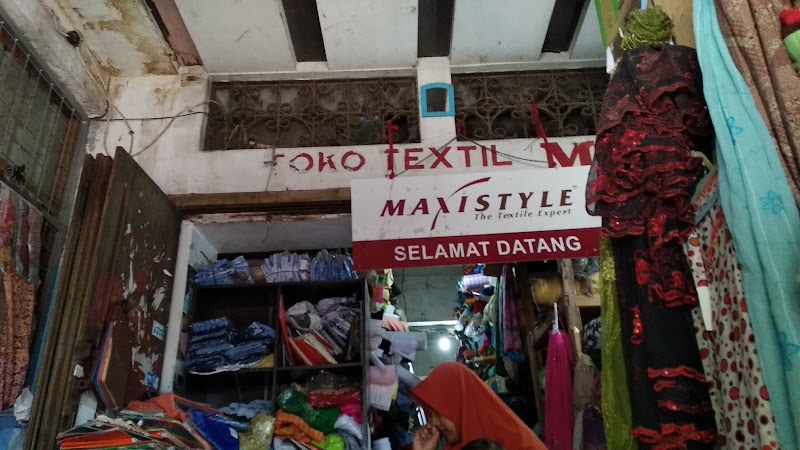 Mall Baru vs Tradisi Parcel Lebaran: Siapa yang Akan Menang di Cilacap?